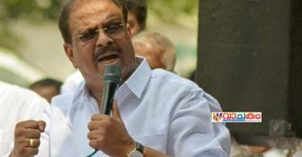 <p>ഹൈക്കമാന്‍ഡ് വഴങ്ങിയില്ല!&nbsp; &nbsp;കണ്ണൂരിൽ സ്വതന്ത്രനായി മത്സരിക്കാൻ സുധാകരന്‍</p>